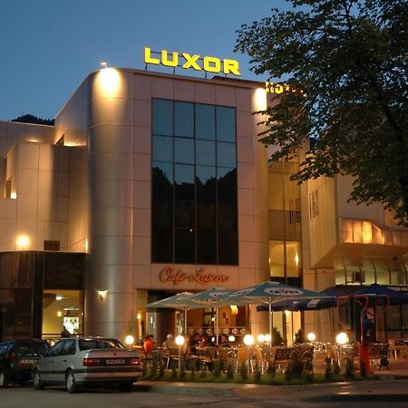 Luxor Hotel Smoljan Exteriér fotografie