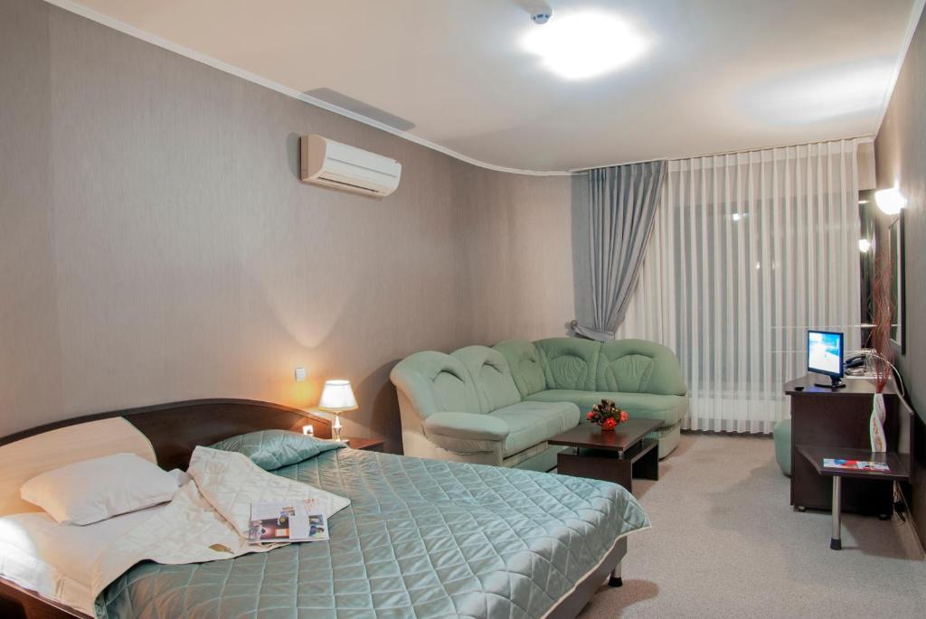 Luxor Hotel Smoljan Pokoj fotografie
